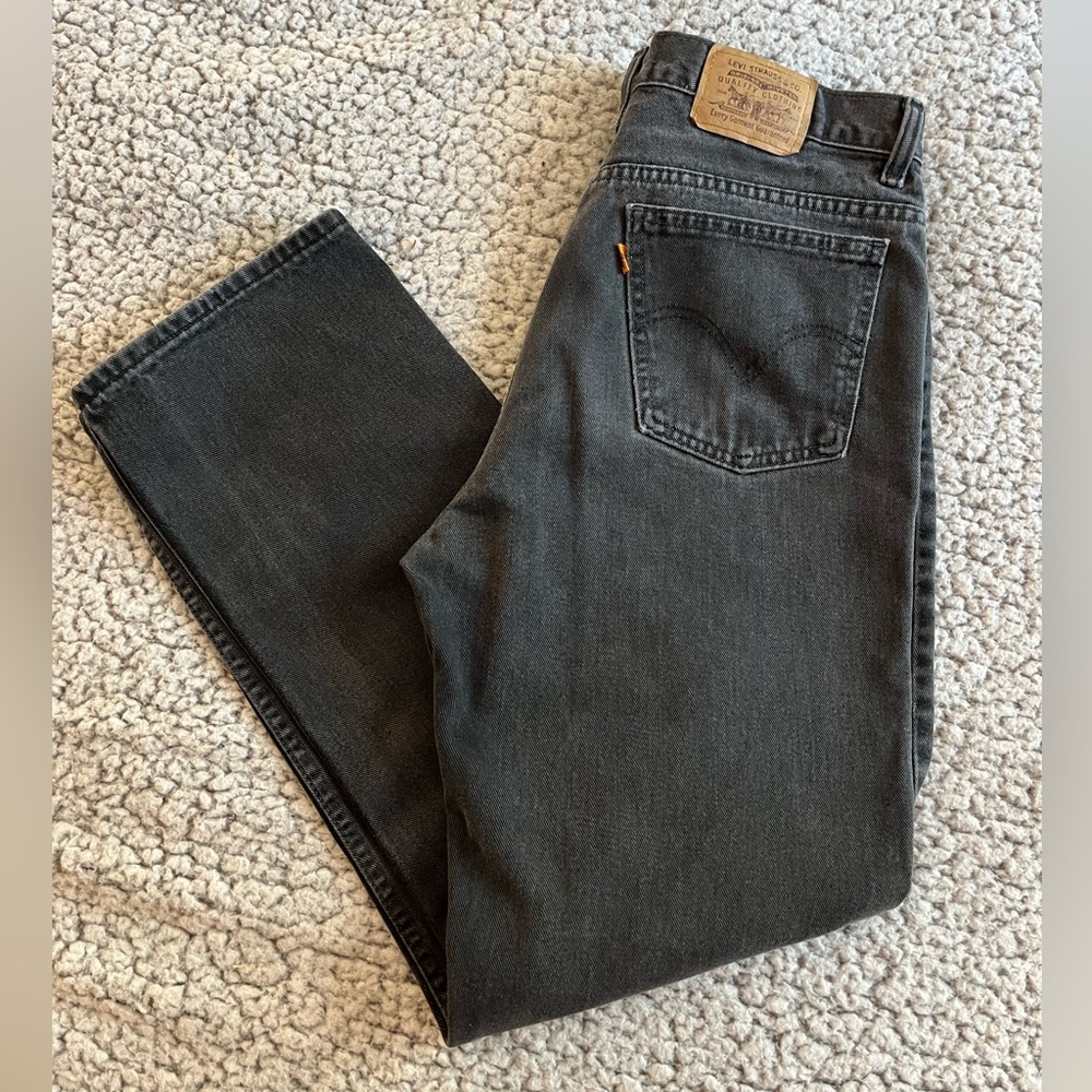 Orange tab Levi’s
